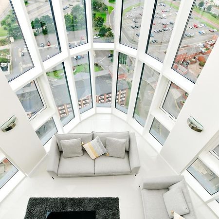 Just Stay Wales - Meridian Quay Penthouses 스완지 외부 사진