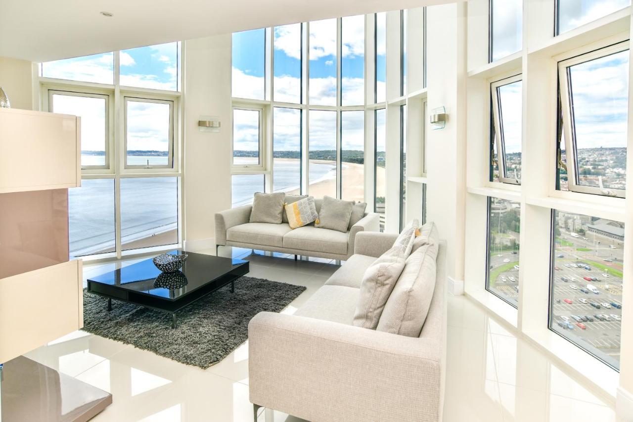 Just Stay Wales - Meridian Quay Penthouses 스완지 외부 사진