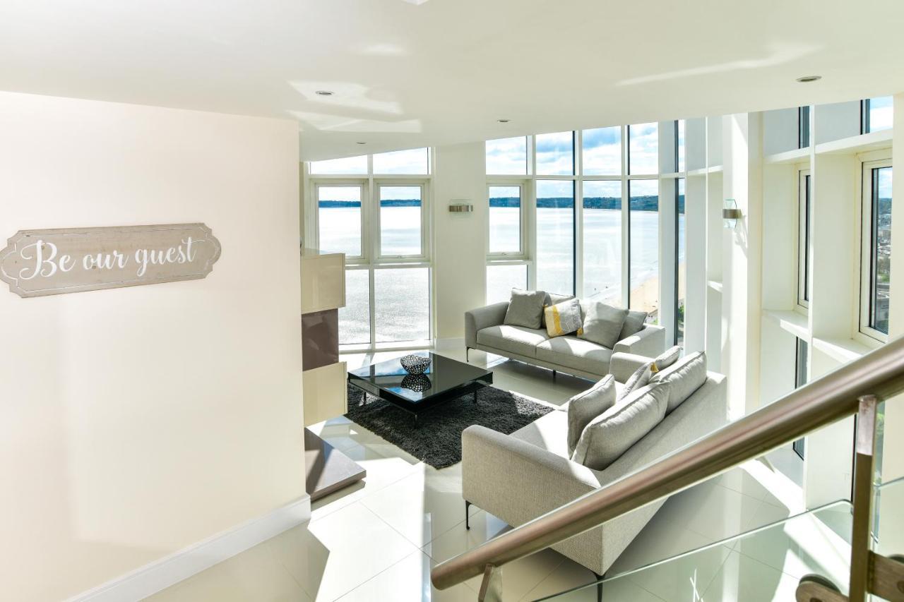 Just Stay Wales - Meridian Quay Penthouses 스완지 외부 사진