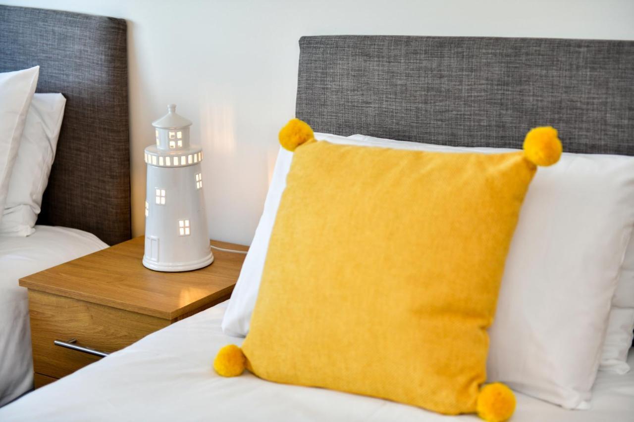 Just Stay Wales - Meridian Quay Penthouses 스완지 외부 사진