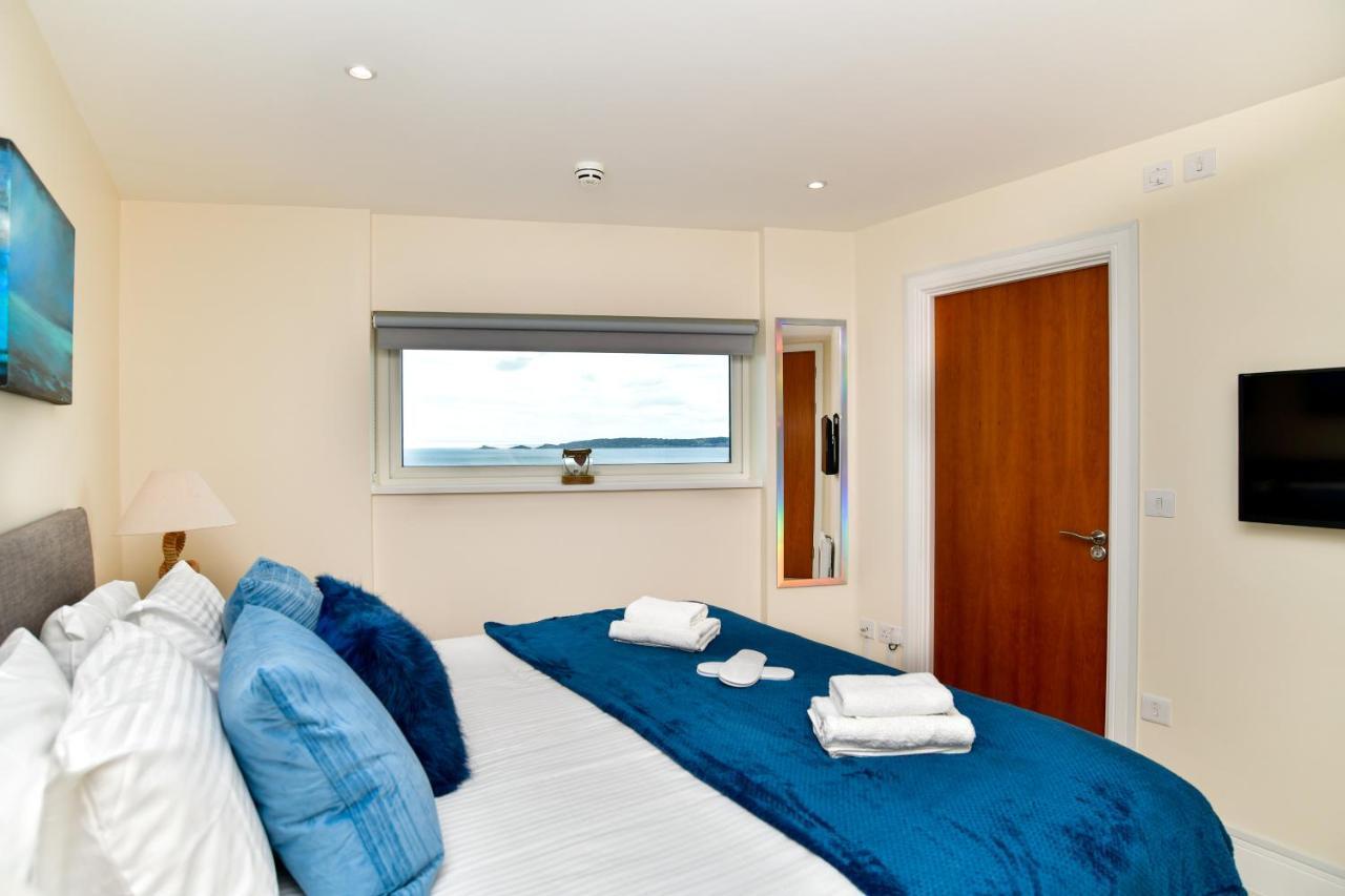 Just Stay Wales - Meridian Quay Penthouses 스완지 외부 사진