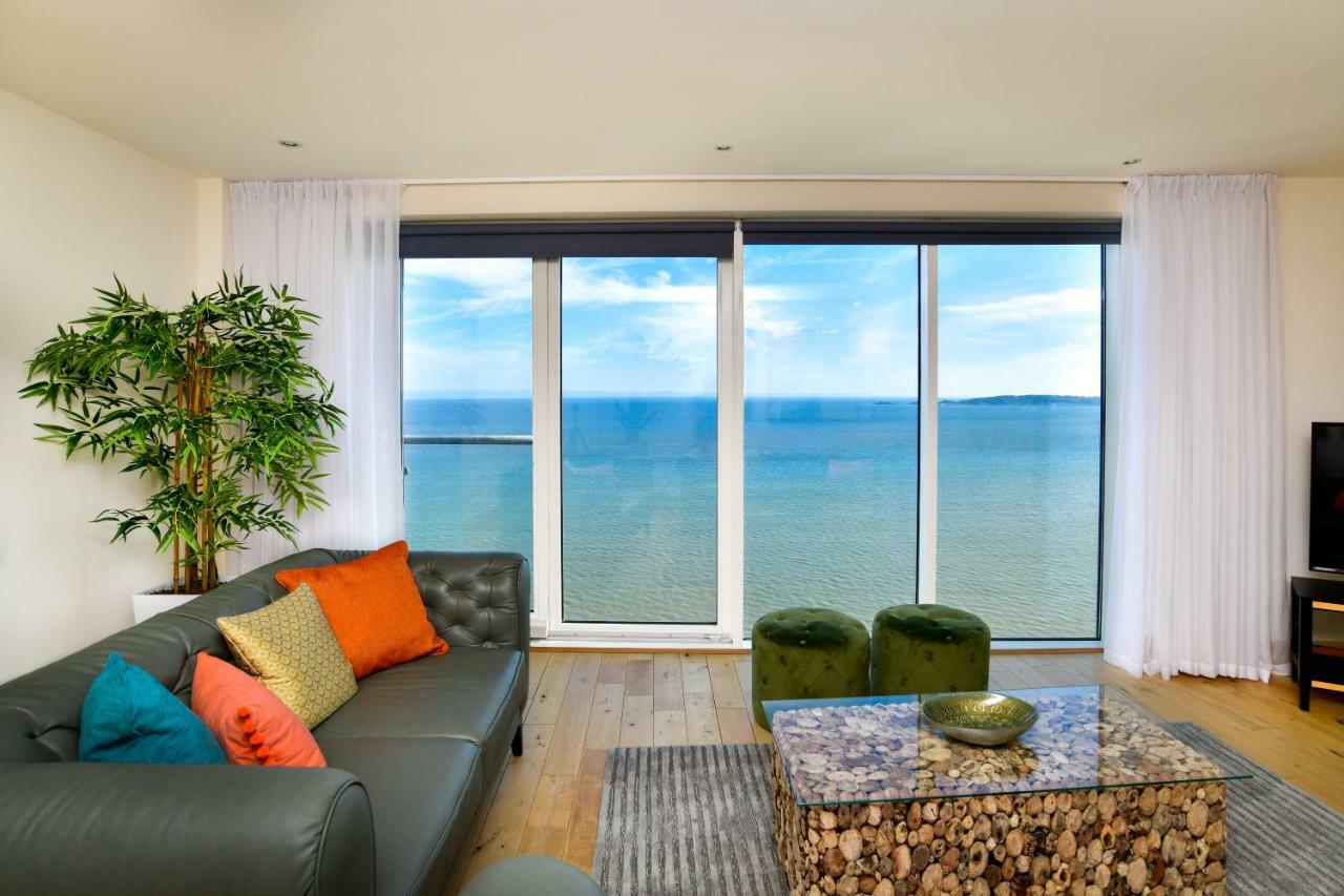 Just Stay Wales - Meridian Quay Penthouses 스완지 외부 사진