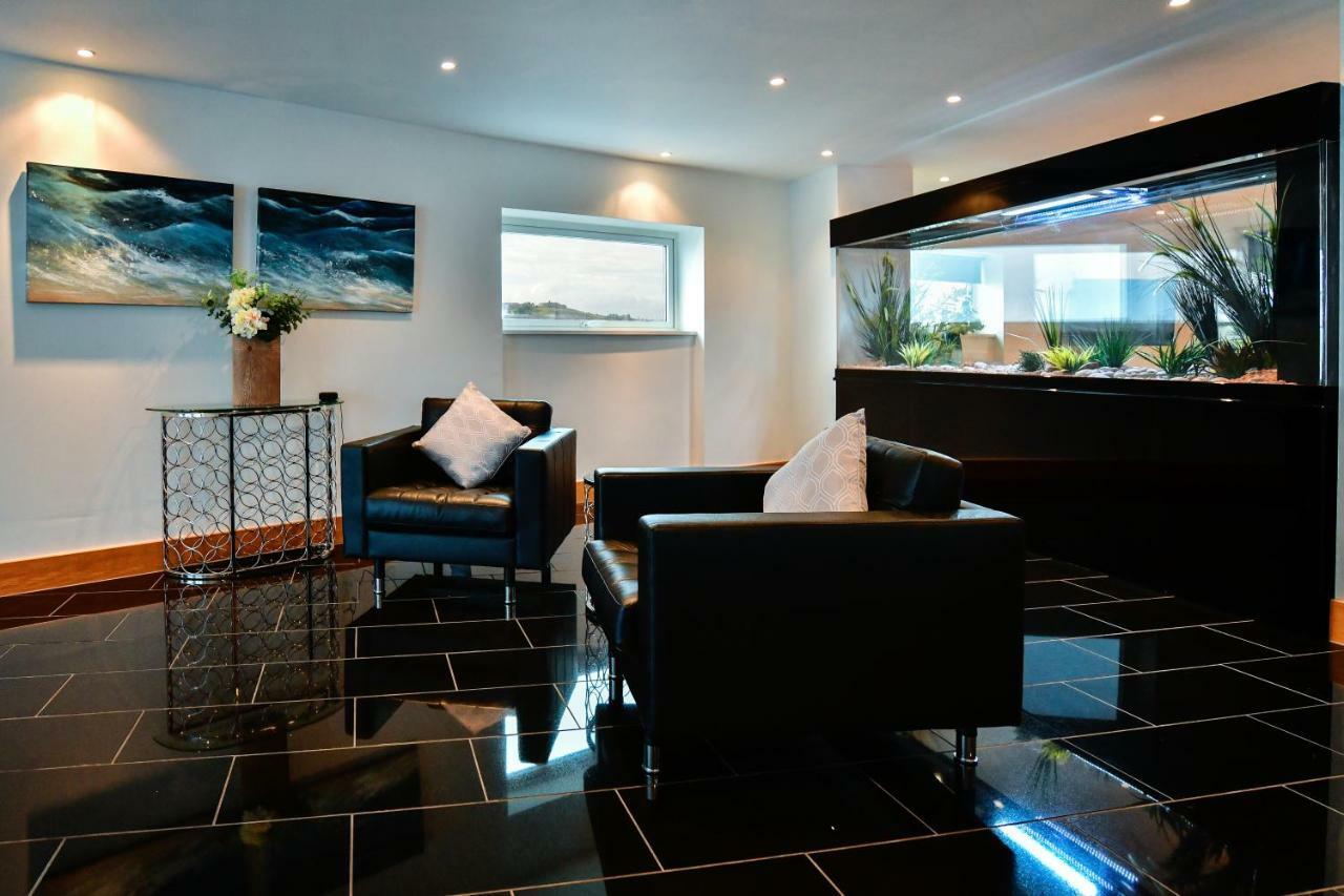 Just Stay Wales - Meridian Quay Penthouses 스완지 외부 사진
