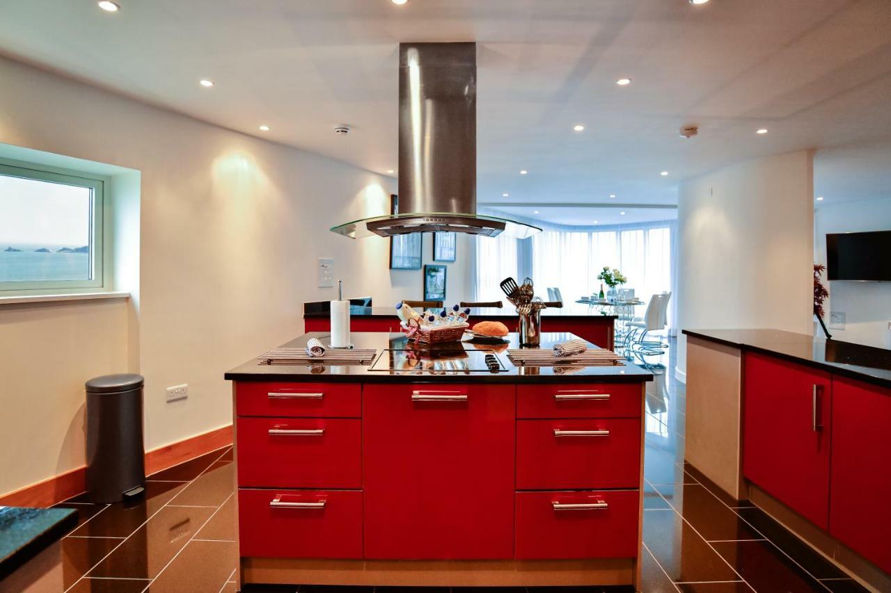 Just Stay Wales - Meridian Quay Penthouses 스완지 외부 사진